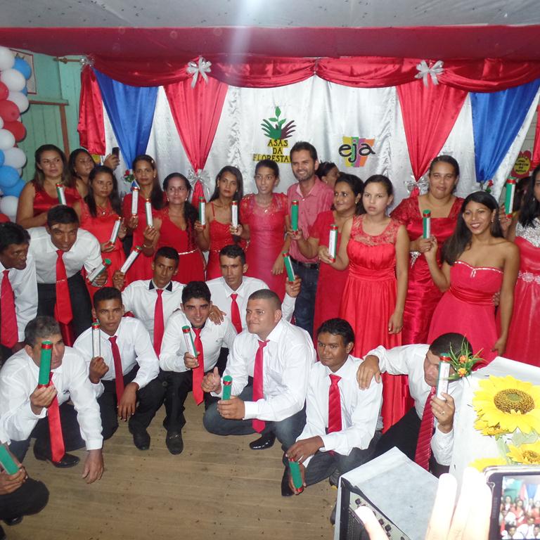 PREFEITO COM OS FORMANDOS