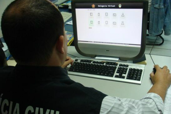 Mesmo com portaria obrigatória, alguns policiais civis não registram queixas em regionais no AC