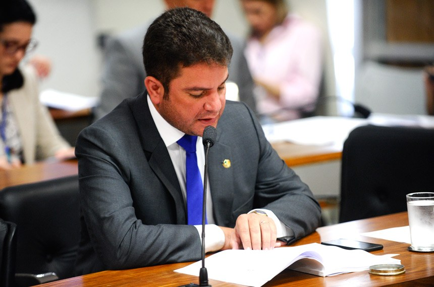 Gladson Cameli amplia prazo da prova prático-profissional do exame da OAB
