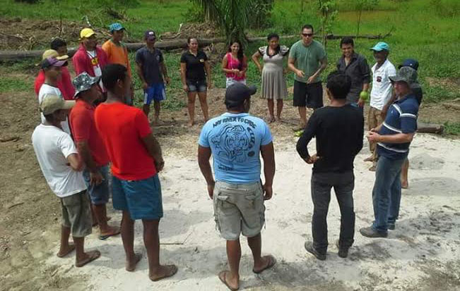 Cooperacre valoriza extrativismo sustentável e realiza capacitação de produtores rurais em Tarauacá