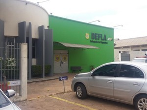 Populares precisam procurar a Defla ou Deam