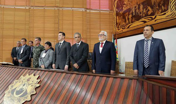 Deputados de 5 estados se reúnem no Acre para debater problemas da Amazônia