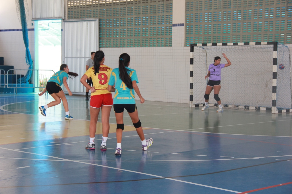 Campeonato Feminino de Handebol começa no sábado
