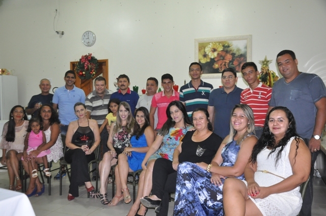 Que o espírito do Natal esteja presente em todos os dias do novo ano. A coluna Yaco Vip deseja a todos os amigos leitores um Feliz Natal!