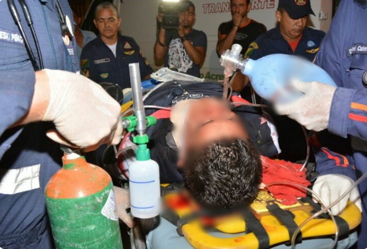 Acidente grave na BR 317 entre motocicleta e ciclista deixa vítima fatal