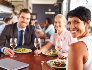 almoco-de-trabalho-executivos-1450378374986_615x470