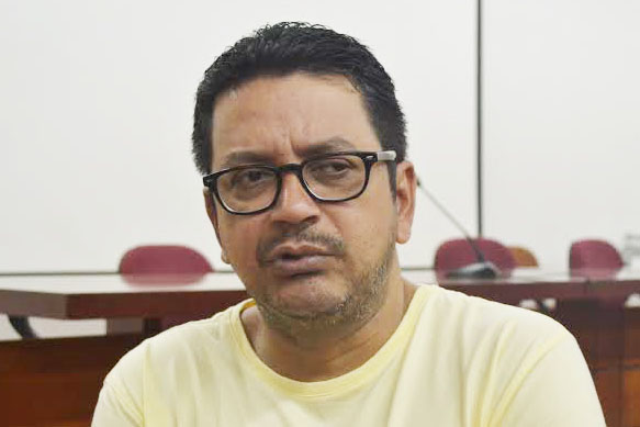 Tudo indica que eles estão ao lado do golpe, diz presidente estadual do PT sobre a saída do PMDB