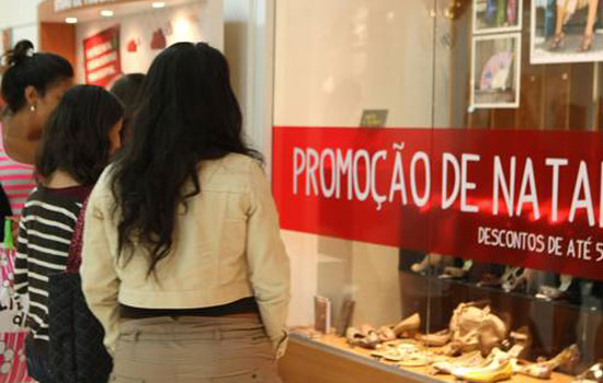 Mais de 85% dos rio-branquenses devem presentar parentes neste Natal, diz pesquisa