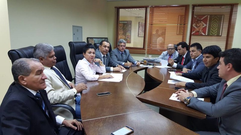 Deputados foram convocados às pressas para aprovar projeto do governo/Foto: Facebook