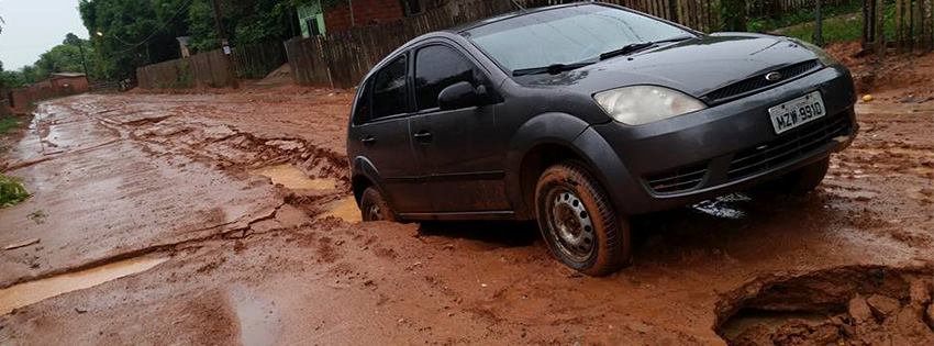 A página no Facebook mostra a situação de algumas ruas da capital/Foto: Rede Social