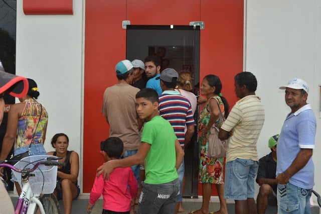 O banco funciona dentro de um Supermercado/Foto: Blog do Accioly