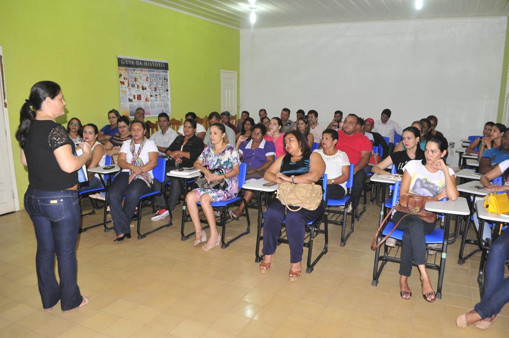 A campanha reuniu servidores de todos os ramos da educação/Foto: Assessoria
