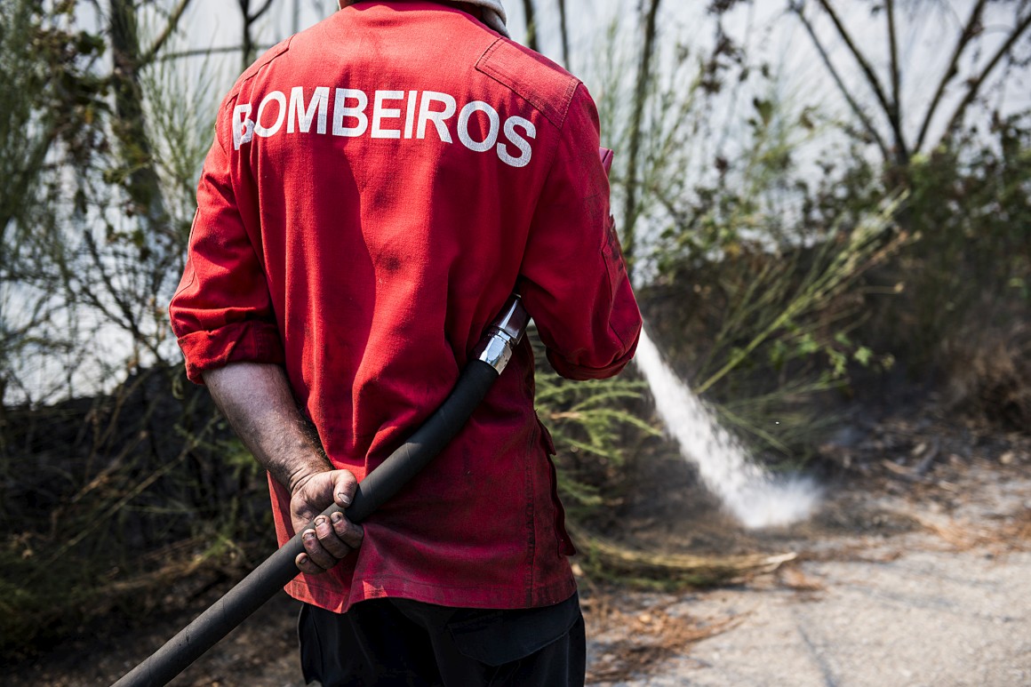 Homem é acusado de cometer assaltos usando uniforme do Corpo de Bombeiros