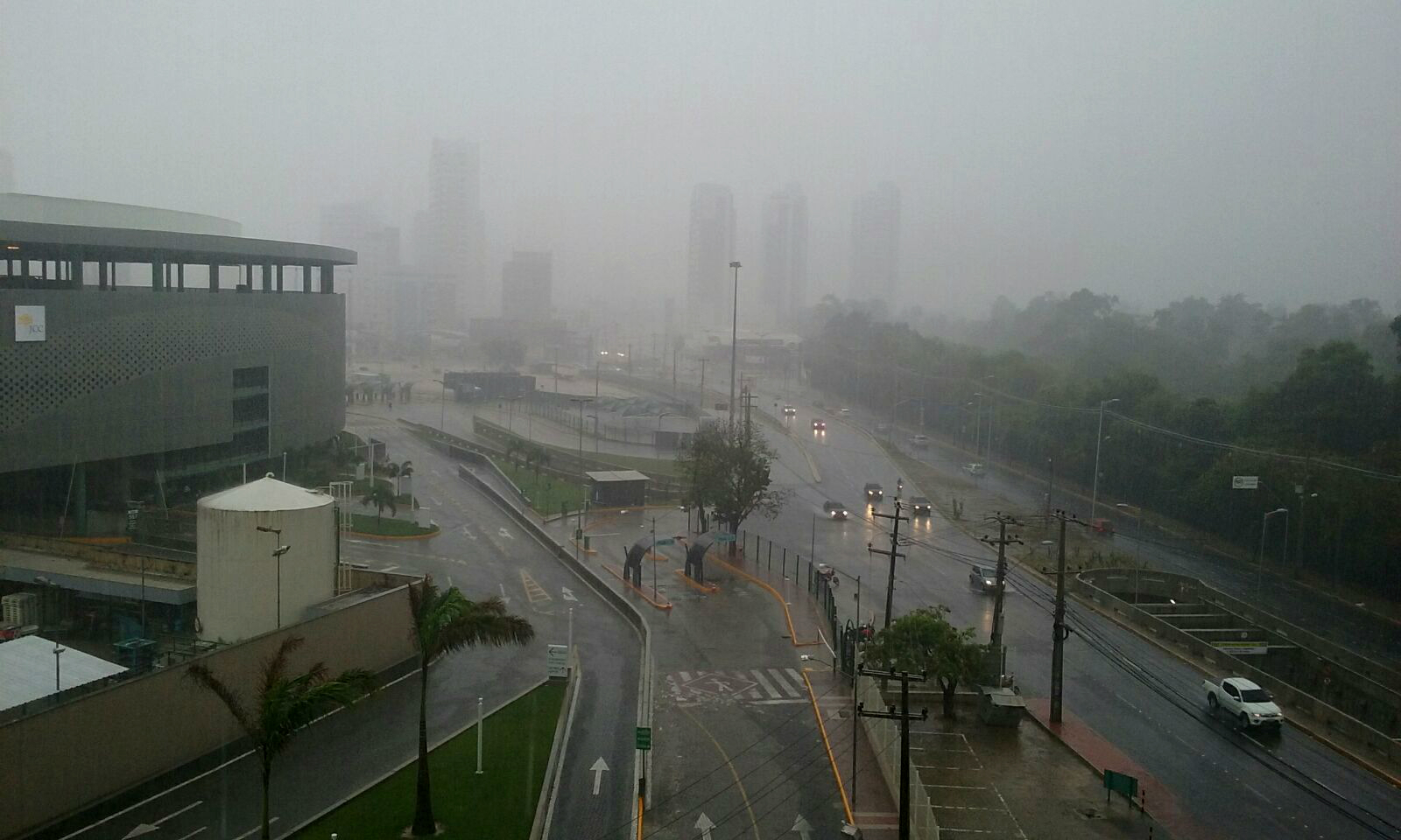 Chuva atinge maioria dos municípios do Ceará