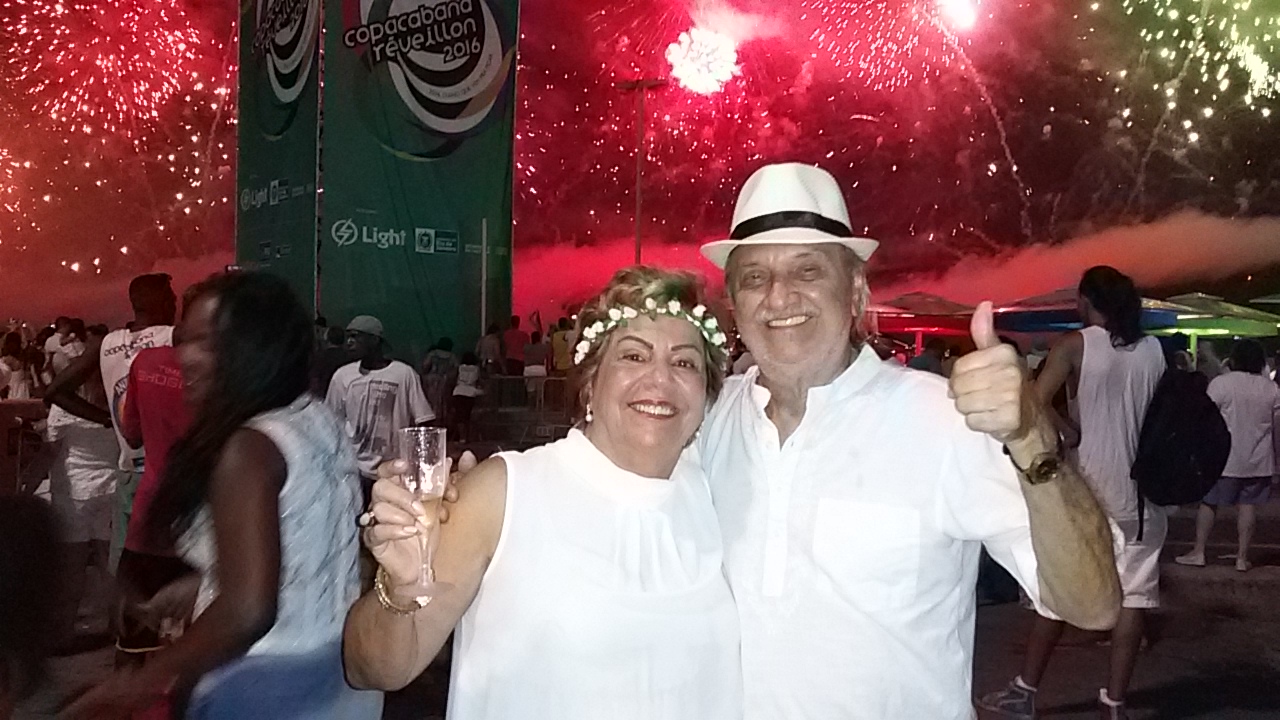 Veja galeria de fotos do Réveillon nas principais cidades do Acre, Brasil e exterior