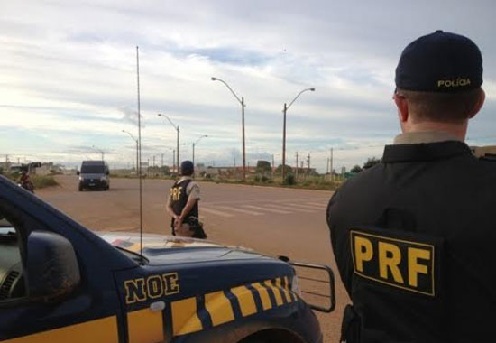 No Acre, tráfego de caminhões na BR-364 durante Carnaval será restrito, avisa PRF