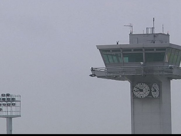 Controladores aéreos entrarão em greve na França (Foto: Reprodução GloboNews)