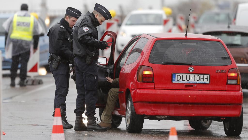 França questiona decisão da Bélgica de restabelecer controle nas fronteiras