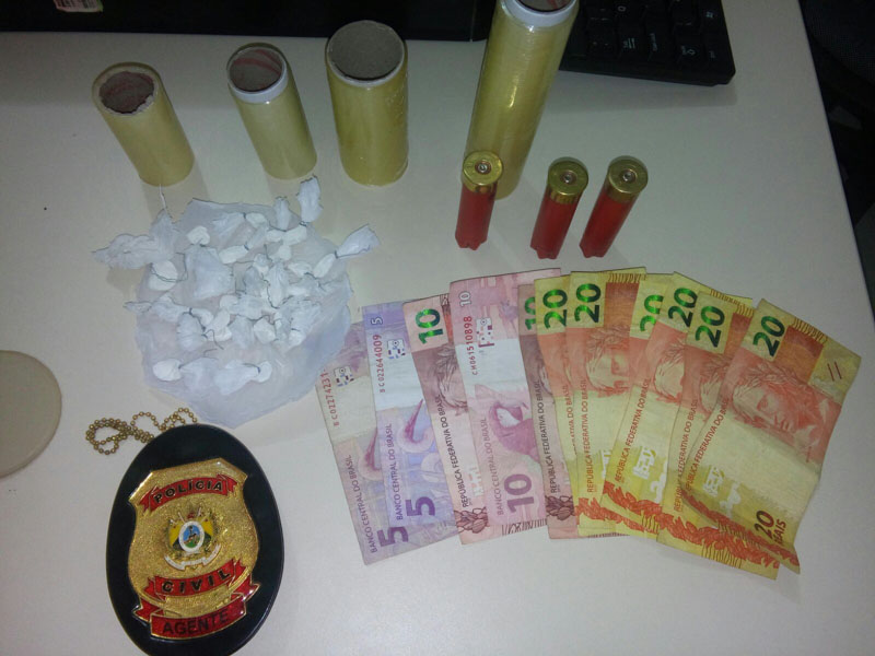 Casal de jovens é preso em flagrante comercializando drogas em Xapuri