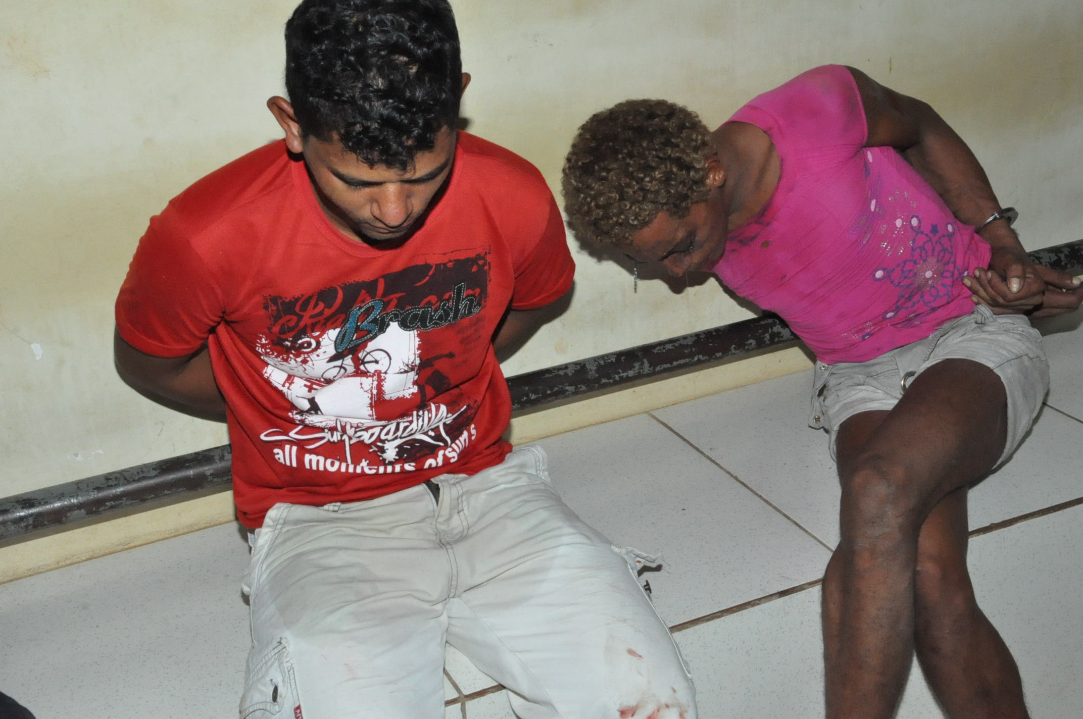 Casal é preso pela polícia após realizar assalto no centro de Rio Branco