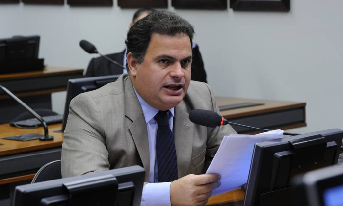 Nova troca no Conselho de Ética dá titularidade a aliado de Cunha