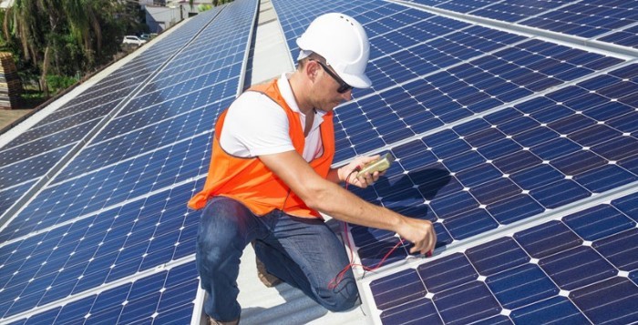 Acre isenta ICMS de quem usa energia solar; manifestos pelo País cobram incentivo