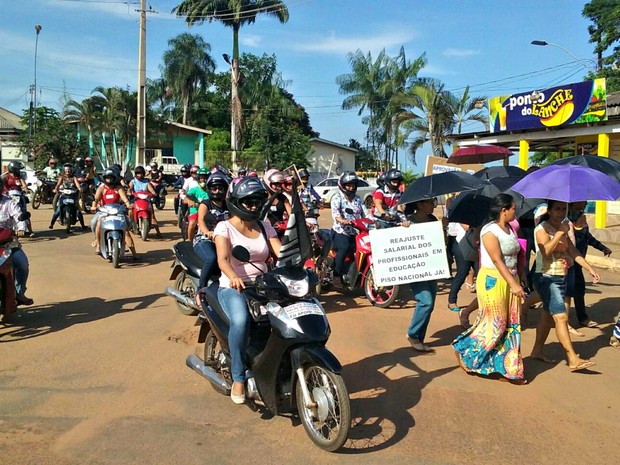 Greve da educação em Epitaciolândia completa 10 dias; 100% das escolas estão paradas