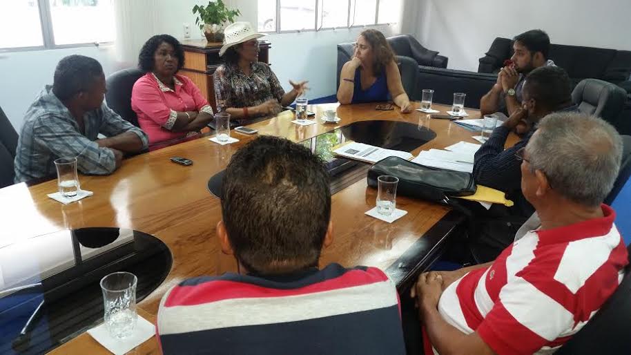 Sinteac e associações rurais pedirão impeachment de prefeito suspeito de desviar recursos públicos