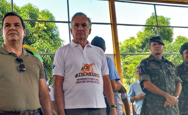 Ministro defende aborto em caso de microcefalia: “Não podemos obrigar a mãe a ter o filho”