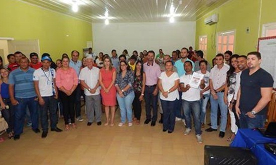 Mano Rufino lança campanha de combate ao Aedes aegypti em Sena; mutirão iniciará na quarta