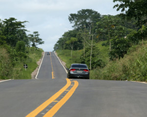 Com o aumento do fluxo de veículos nas estradas, o risco de acidentes fica maior (Foto: Sérgio Vale/Arquivo/Secom)