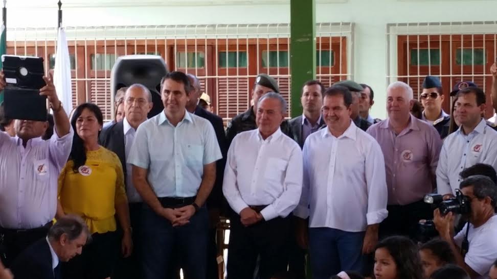 Temer lança programa de combate à dengue no Acre ao lado do governo Tião Viana