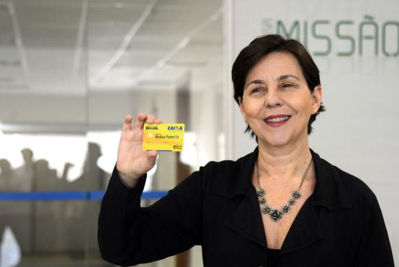 Bolsa Família terá conta poupança na Caixa Econômica