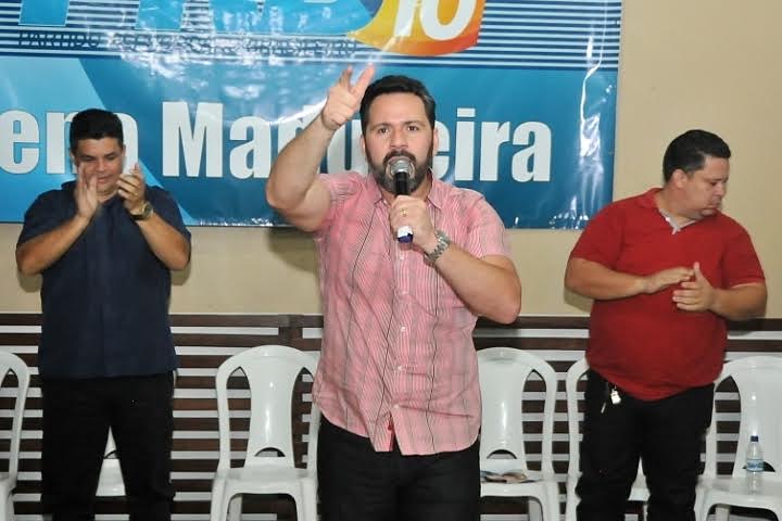 Alan Rick diz que bancada acreana não tratou do impeachment durante reunião com Tião Viana
