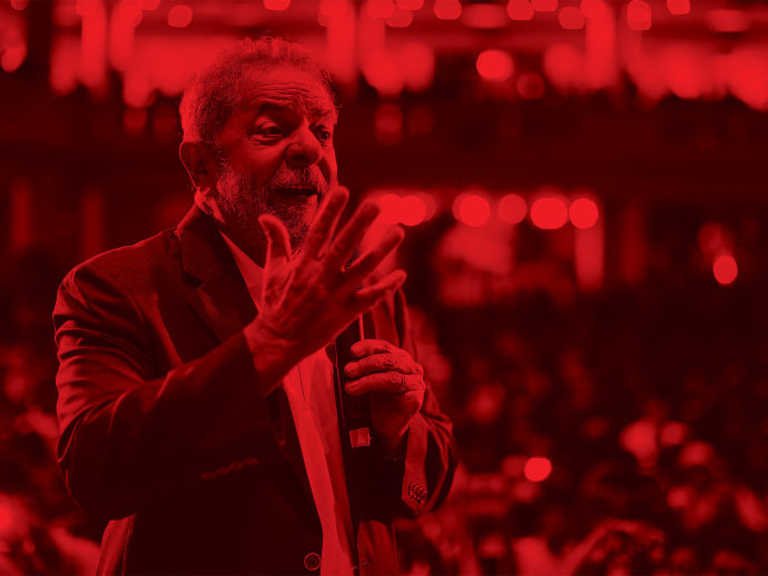 GUERRA NA JUSTIÇA - O ex-presidente: sua nomeação para a Casa Civil deflagrou uma guerra na Justiça. Por enquanto, nada de ministério(Ricardo Stuckert/Instituto Lula/VEJA)