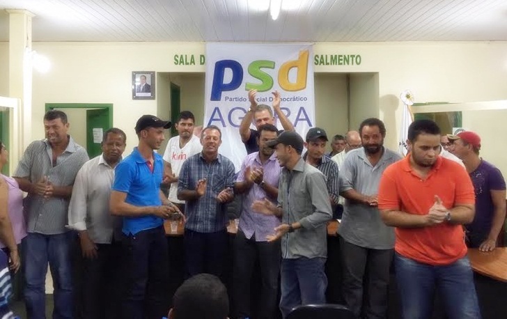 Senador Petecão faz visitas em Acrelândia e apresenta seu pré-candidato a prefeito