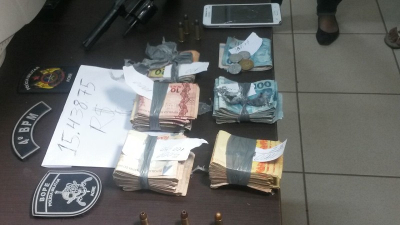 Polícia recuperou o dinheiro roubado