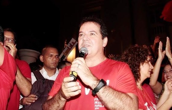 Governador ataca imprensa e Judiciário; Tião volta a ser criticado por internautas