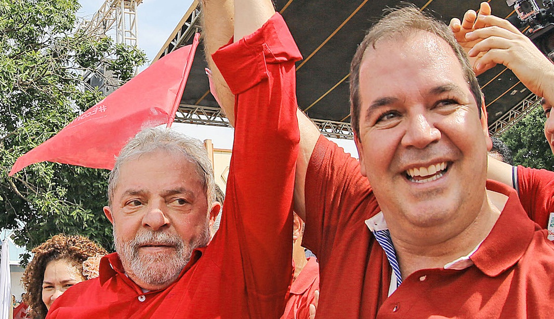 Tião Viana é criticado por internautas após comemorar nomeação de Lula