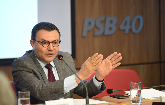 Presidente do PSB defende legalidade do impeachment em entrevista
