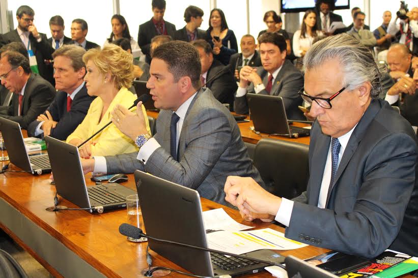 Cameli defende responsabilidade durante instalação da Comissão Especial do Impeachment
