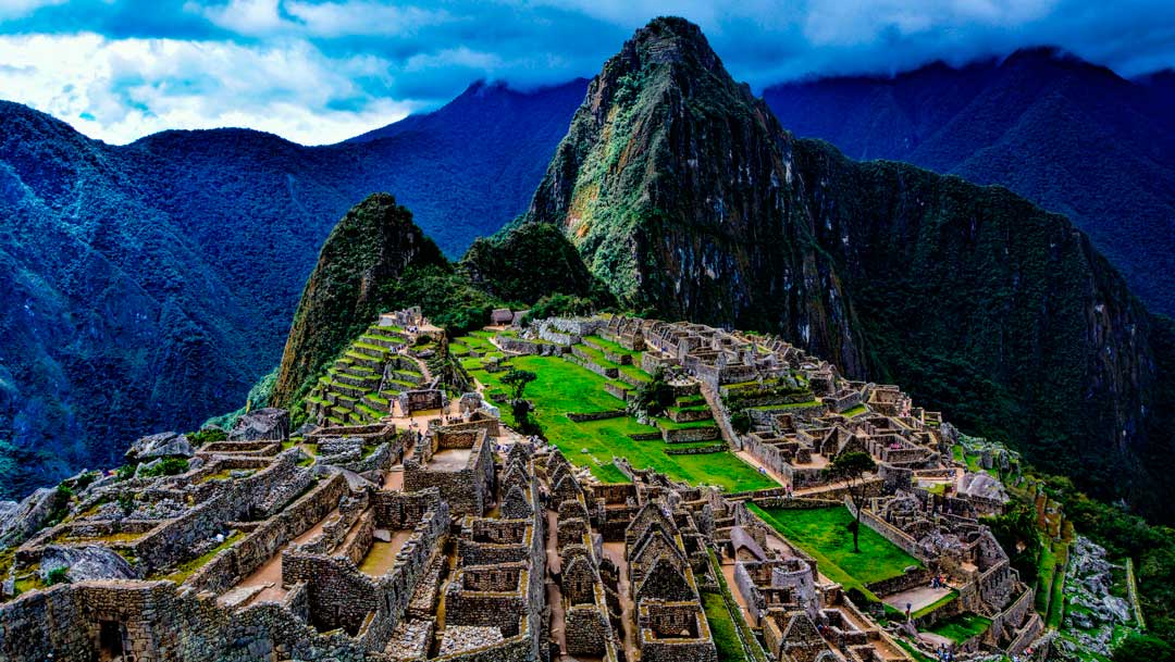 Empresa oferecerá ônibus de viagem que liga Rio Branco à Cusco