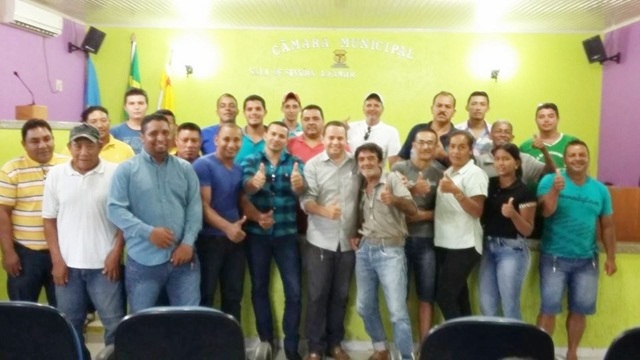 DEM reúne pré-candidatos em Sena