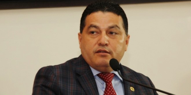 Éber Machado diz que desistiu de pré-candidatura a prefeito de Rio Branco por “questões familiares”