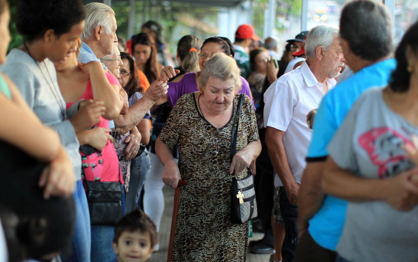 Filas para vacinar contra a gripe: encarar ou aguardar?