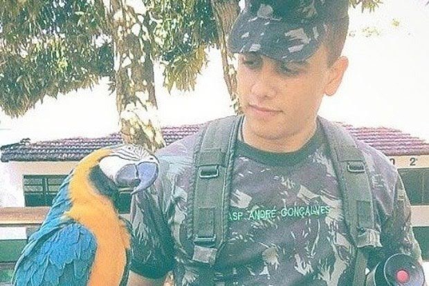 Militar de Cruzeiro do Sul atingido por trem no Rio de janeiro passa por cirurgia