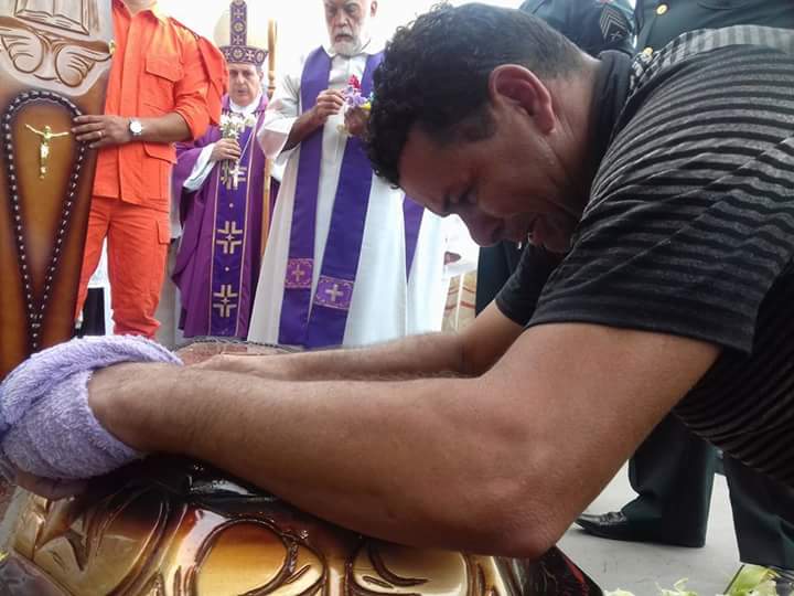 padrepaolinosepultamento