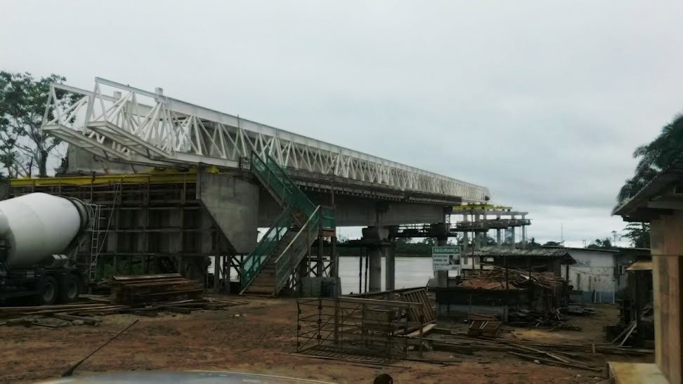 Dnit garante normalidade em obra da ponte sobre o Rio Madeira, diz Gladson
