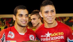 Altemir Neto (D) durante conquista pelo Estrelão