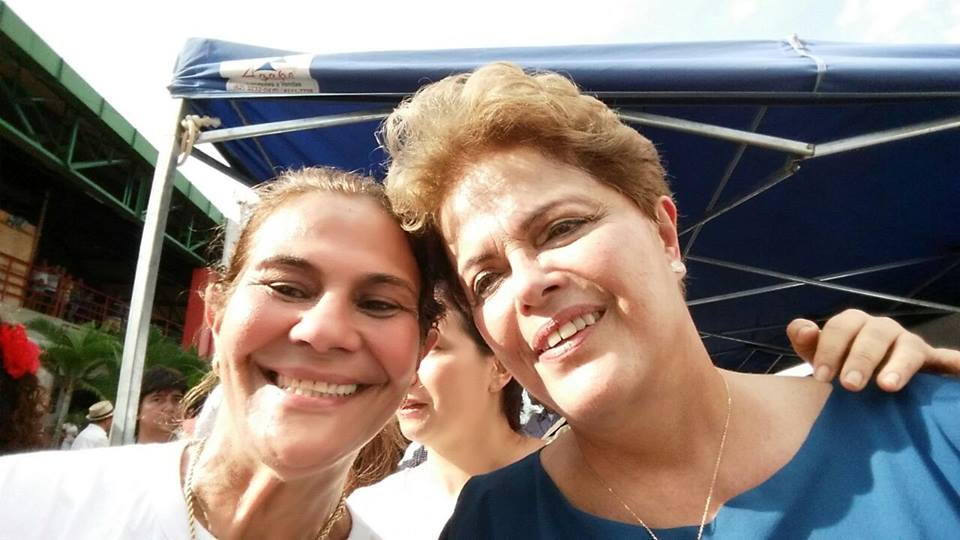 Ao repudiar ataques a mulheres, secretária de Tião Viana lembra de Dilma e esquece Sinhasique